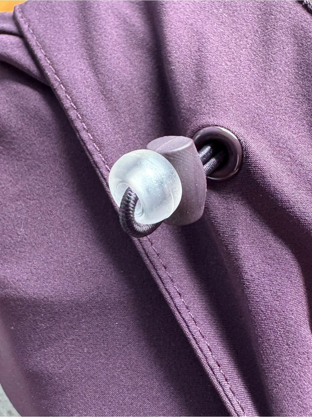 lululemon athletica water resistant